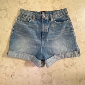 BDG Mom High Rise shorts